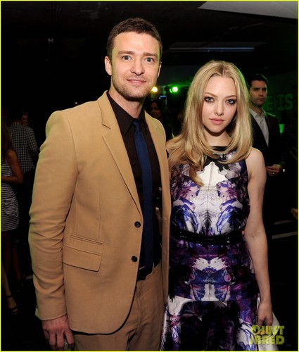  Justin Timberlake & Amanda Seyfried: 'In Time' L.A. Premiere!