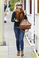 Reese Witherspoon: Speedy Brentwood Stop! - reese-witherspoon photo