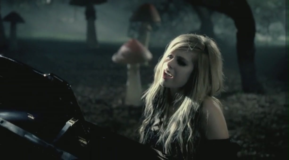 Alice [Music Video] Alice in Wonderland (2010) Image