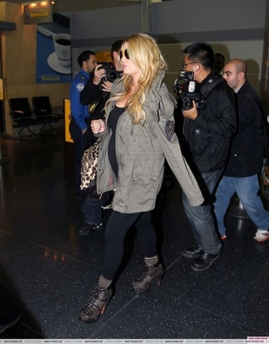 Jessica - New York City, JFK Airport - October 23, 2011
