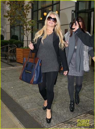  Jessica Simpson: All Smiles in NYC!
