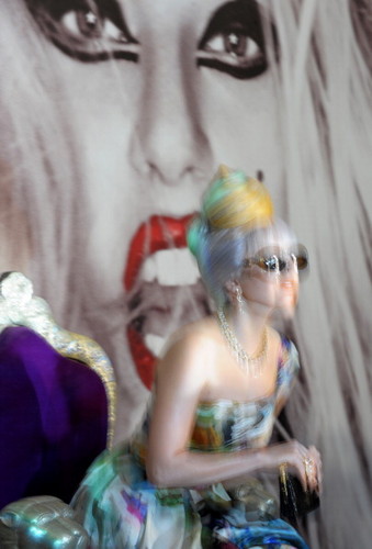  Lady Gaga attending a press conference in India