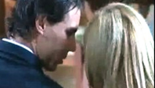  Rafa Nadal gentle kisses with Shakira !