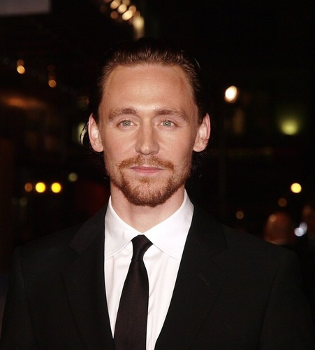 Tom Hiddleston arrives for the Premiere of the film "The Deep Blue Sea" in London