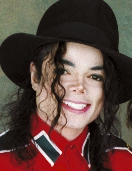 Cutiest <b>Angel Ever</b> ♥♥. mjj. Wallpaper images in the Michael Jackson club <b>...</b> - Cutiest-Angel-Ever-michael-jackson-26481376-454-589