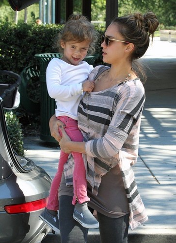  Jessica - At Coldwater Canyon Park in Beverly Hills - October 29, 2011