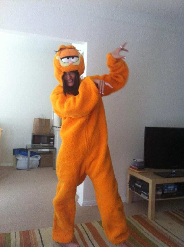 Phoebe Tonkin with Garfield Costume.