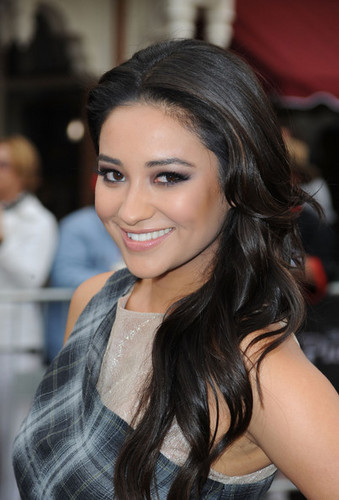  Shay at premiere of Pirates of the Caribian