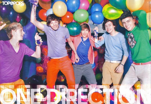  1D in top, boven Of The Pops magazine x♥x