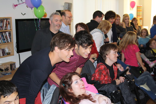 1D visit the Rainbows Hospice for Children In Need x♥x