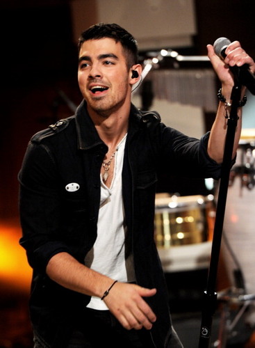  Joe Jonas New 2011 picha