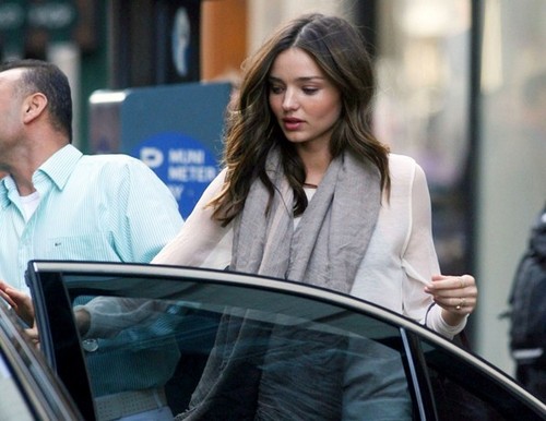 Miranda Kerr Out and About
