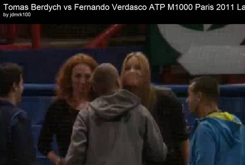  Berdych girlfriend Ester Satorova celebrates  victory kisses