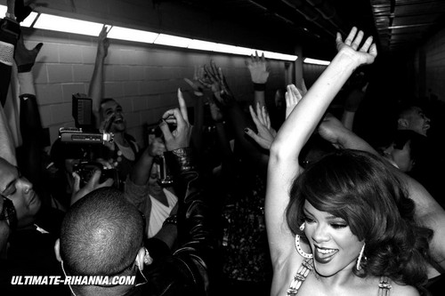  Backstage at the LOUD Tour 2011