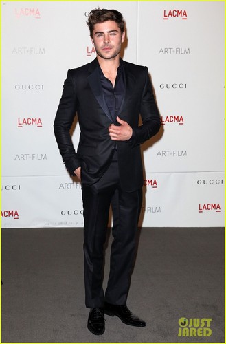 Zac Efron: LACMA Gala to Honor Clint Eastwood!