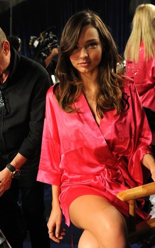2011 Victoria's Secret Fashion Show - Backstage