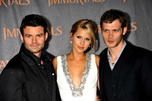  Daniel Gillies, Claire Holt and Joseph 모건 at The World Premiere of "Immortals"