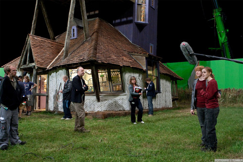  Deathly Hallows Part 1 [Behind the Scenes]