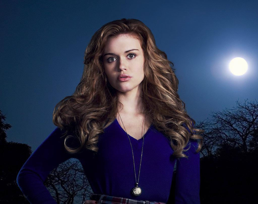 1. Holland Roden's Blonde Hair Evolution: From Teen Wolf to Chanel - wide 6