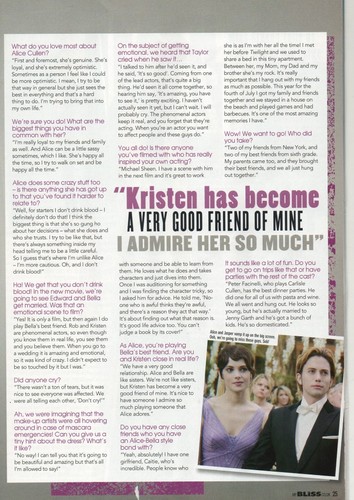  Scans: New Ashley Interview in the UK's Bliss Magazine [Dec 2011]