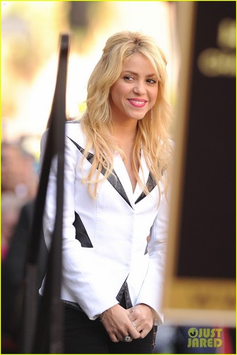  Shakira: Hollywood Walk of Fame Ceremony!