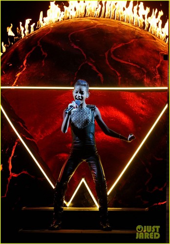  Willow Smith: 'Fireball' on 'X Factor'!