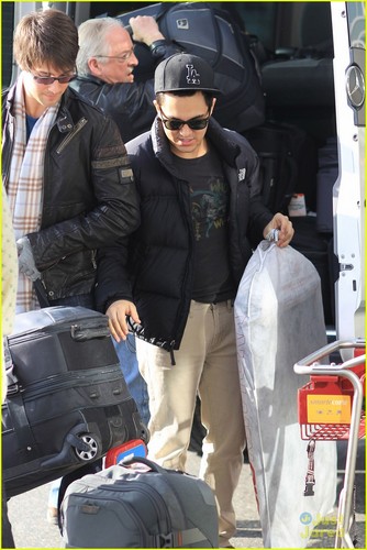  Big Time Rush: Leaving for LAX!