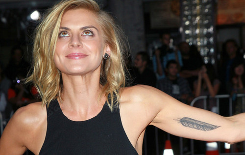  Eliza coupe, cupé @ the Premiere of 'What's Your Number?'
