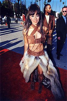 Lisa Lopes in the press room at the 1999 Source Hip Hop Music Awards