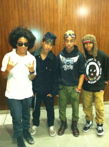  MB Swagged Out
