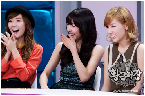  Tiffany @ Radiostar with Taeyeon & Jessica