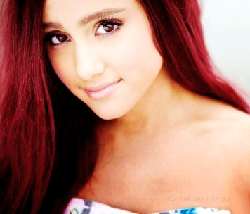 Ariana<3