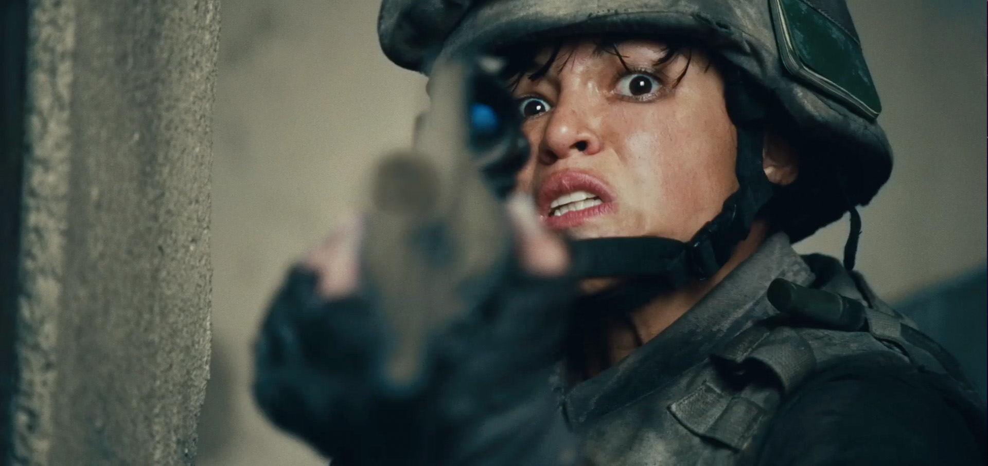 Battle Los Angeles - Trailer Caps - Michelle Rodriguez Image (27015470) -  Fanpop - Page 6