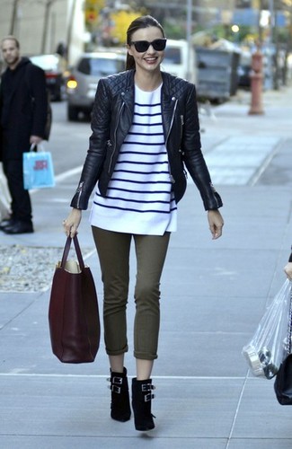 Miranda Kerr Spotted Out And About In New York  