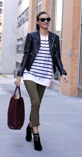  Miranda Kerr Spotted Out And About In New York