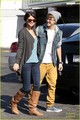 Selena Gomez & Justin Bieber: IHOP Breakfast! - justin-bieber-and-selena-gomez photo