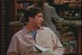 friends - 1x04 - TOW George Stephanopoulos screencap