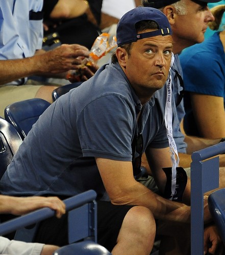  Matthew Perry watches as Andy Murray