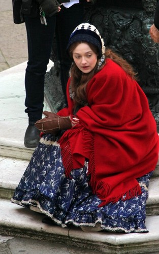  On the Set of Effie