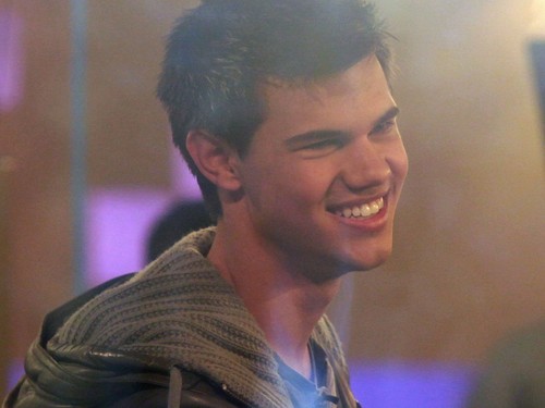  Taylor Lautner kertas dinding