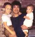 Bruce with his kids - bruce-lee photo