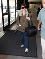  Departing LA at LAX airport (December 4th 2011) - natalie-portman photo