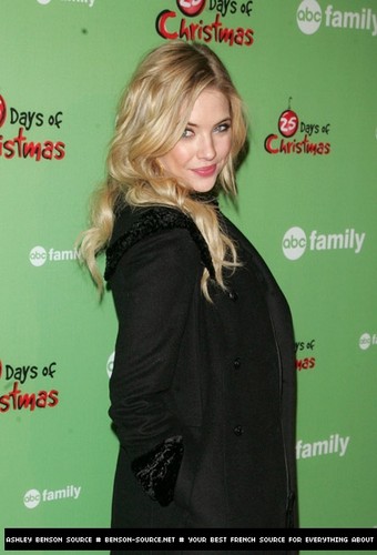 04.12 - ABC Family's 2011 Winter Wonderland Event in NY