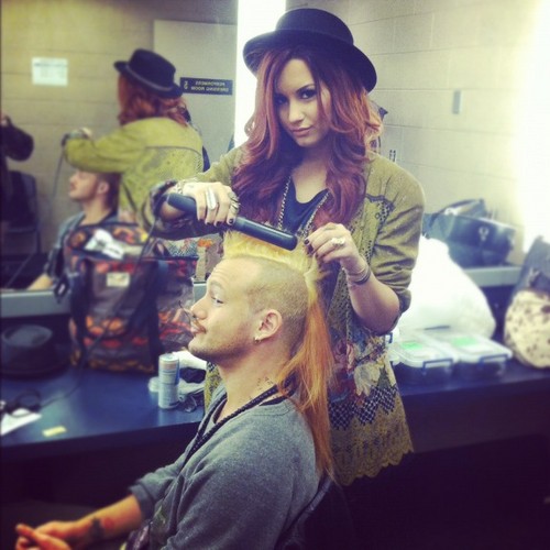  Demi Lovato as a hair stylist