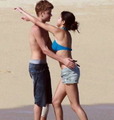 JELENA IN MEXIC !!THIS IS SO CUTE  - justin-bieber photo