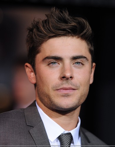 Zac Efron - New Years Eve Primiere