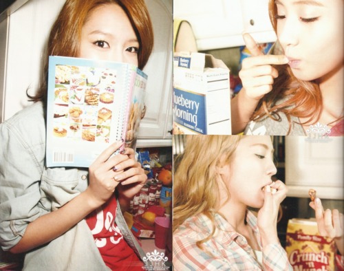  snsd - holiday photobook scans