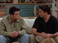 joey-chandler-and-ross - 2x03 - The One Where Heckles Dies screencap