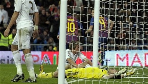 Cesc Fabregas - FC Barcelona (3) v Real Madrid (1) - La Liga