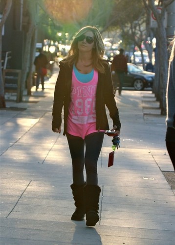 DECEMBER 9TH- Ashley at Pressed Juicery
